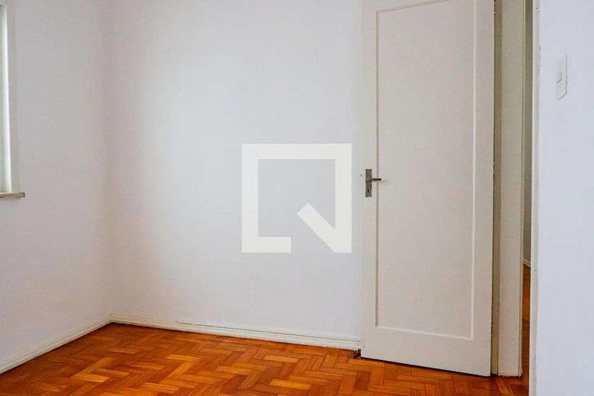 4-bedroom house with private garden and 145 m² — photo 18
