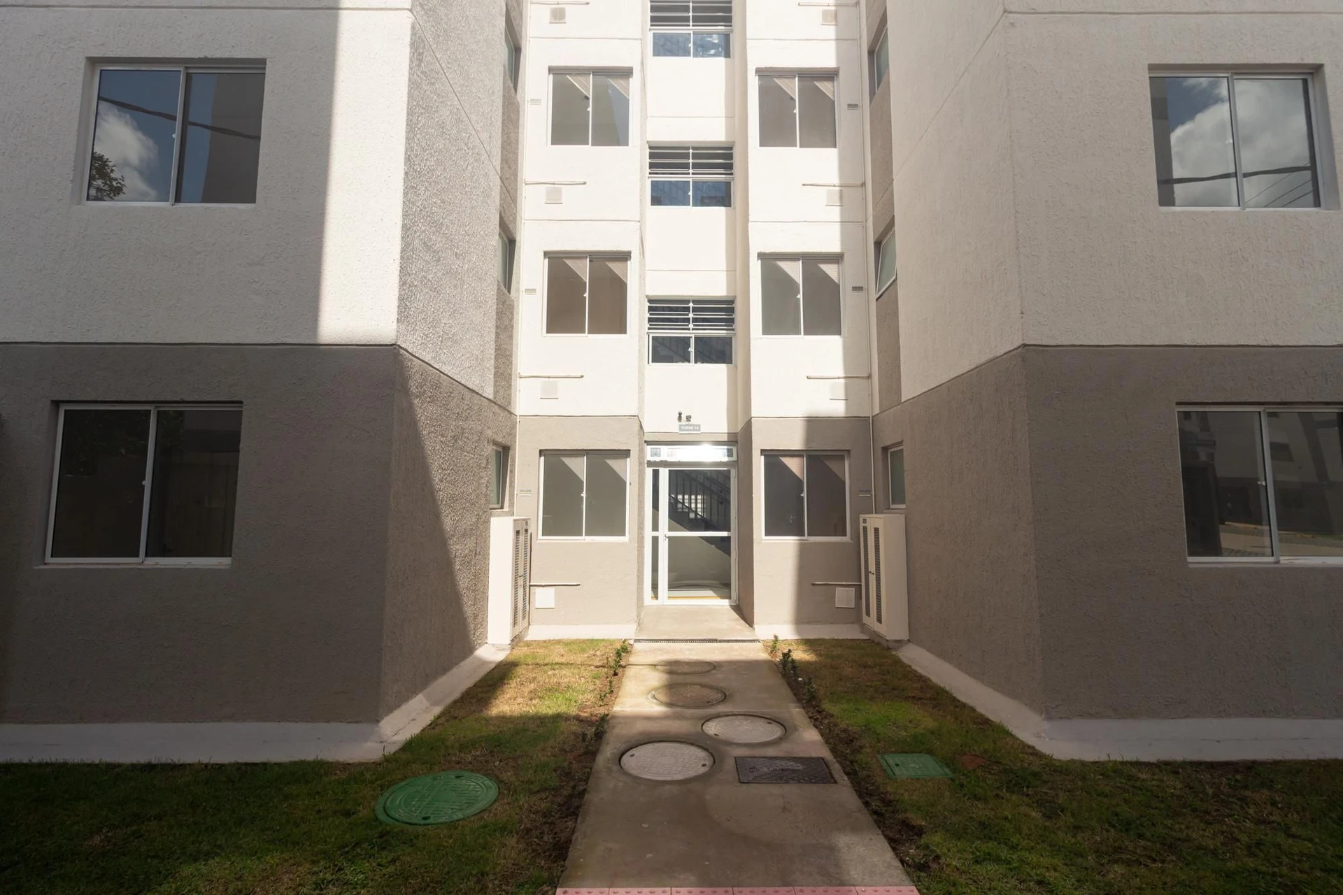 Apartamento para alugar com 2 quartos e 1 banheiro — photo 16
