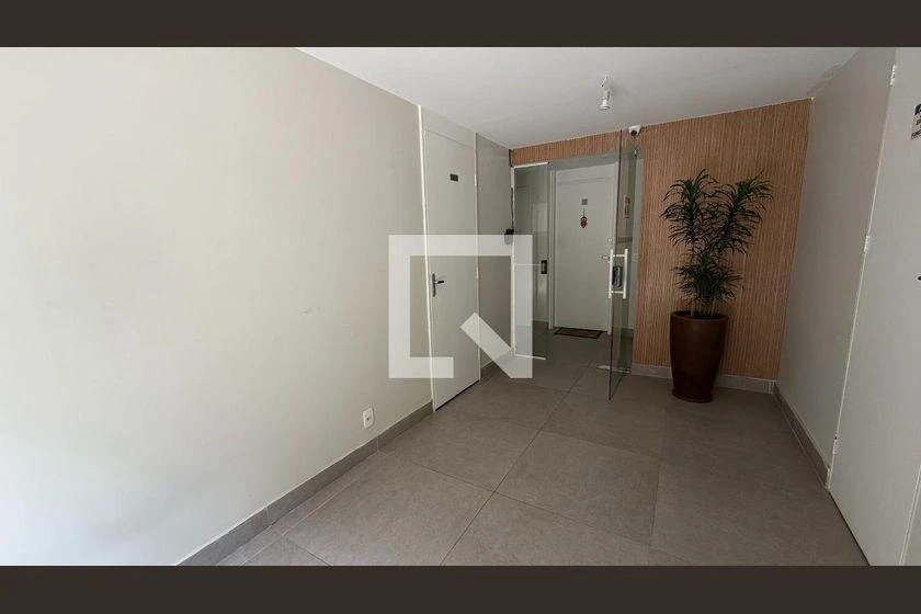 Apartamento de 2 quartos com espaço de home office — photo 25