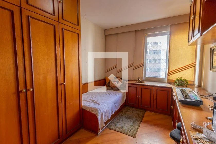 2-bedroom apartment with a bathtub in Curitiba — photo 25