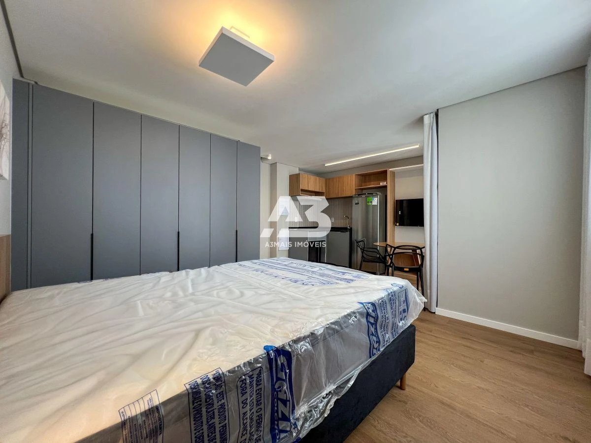 Estudio amueblado de 33 m² con cocina compacta — photo 6