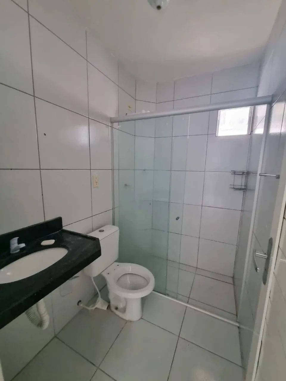 Квартира без меблів з 3 спальнями та балконом — photo 6