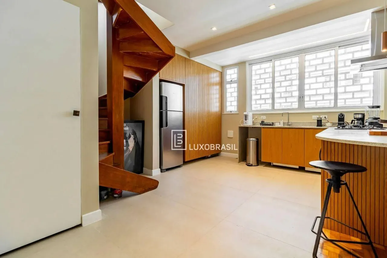 Furnished apartment with 2 bedrooms and 2 bathrooms and a terrace — photo 9
