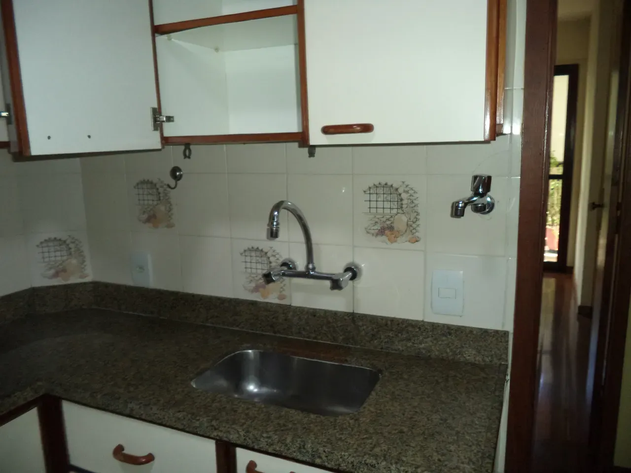 93 m² apartment with 2 bedrooms and 3 bathrooms — photo 34