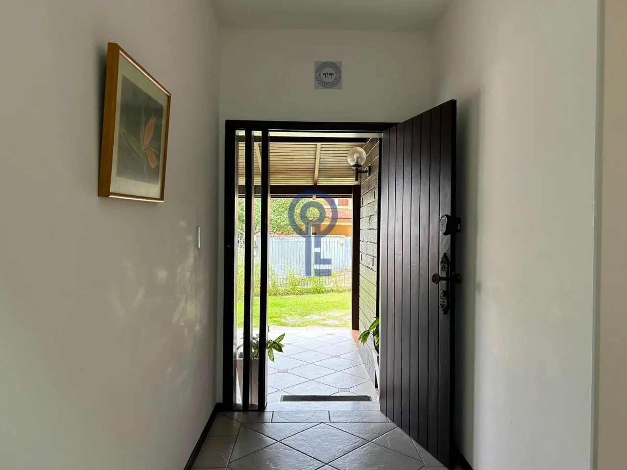 Furnished 25 m² studio with no parking and a gas kitchenette — photo 21
