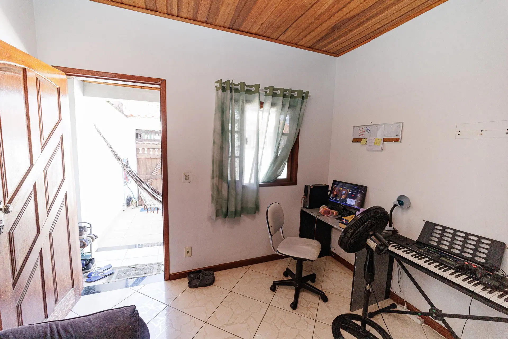 2-bedroom house with a washing machine in Rio de Janeiro