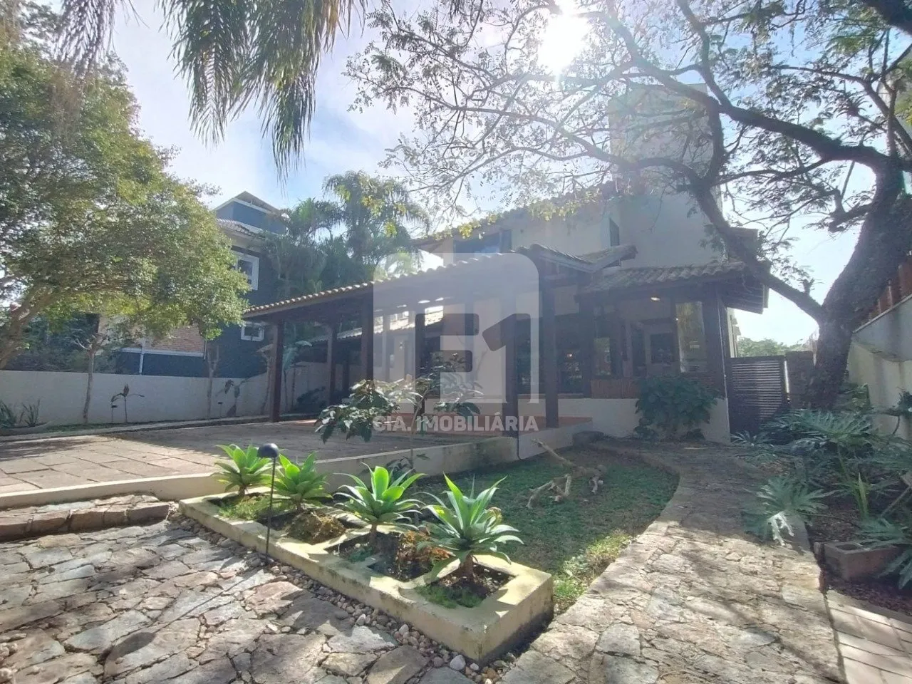 Casa amueblada en condominio con 4 dormitorios y 680 m² — photo 46