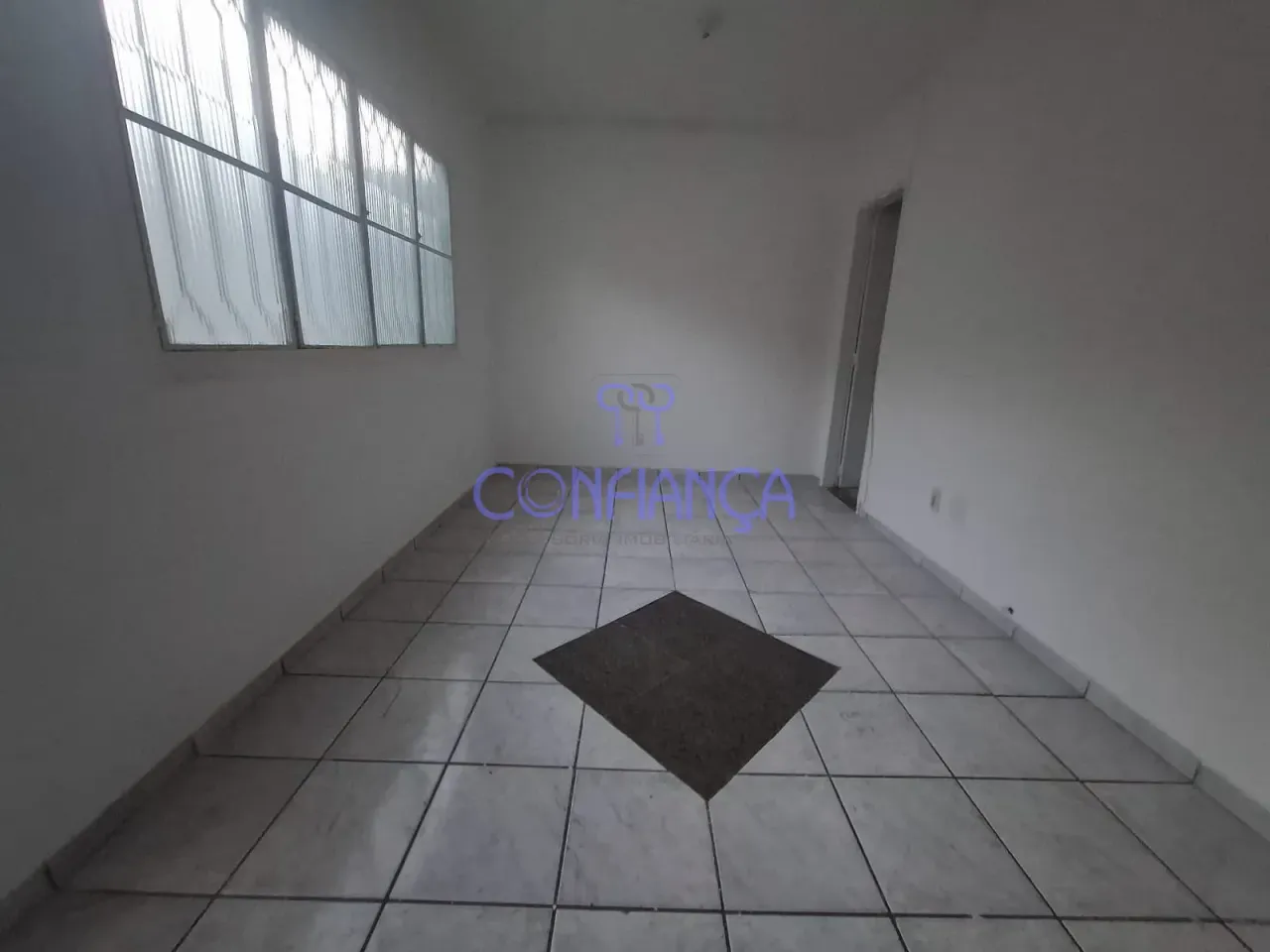 Apartamento de 2 dormitorios con cocina independiente