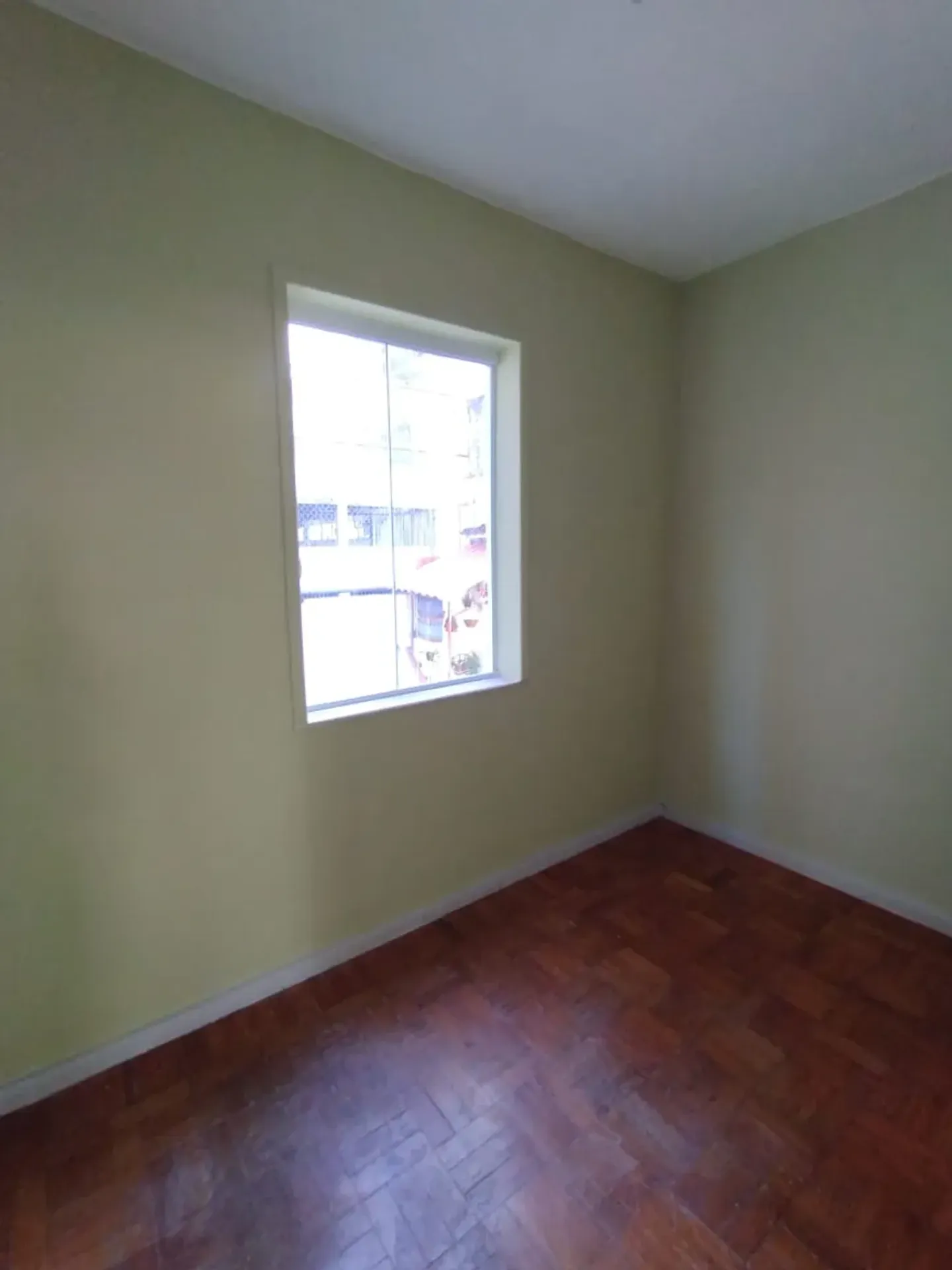 3 quartos e piso de madeira ou laminado: casa de 74 m² — photo 9