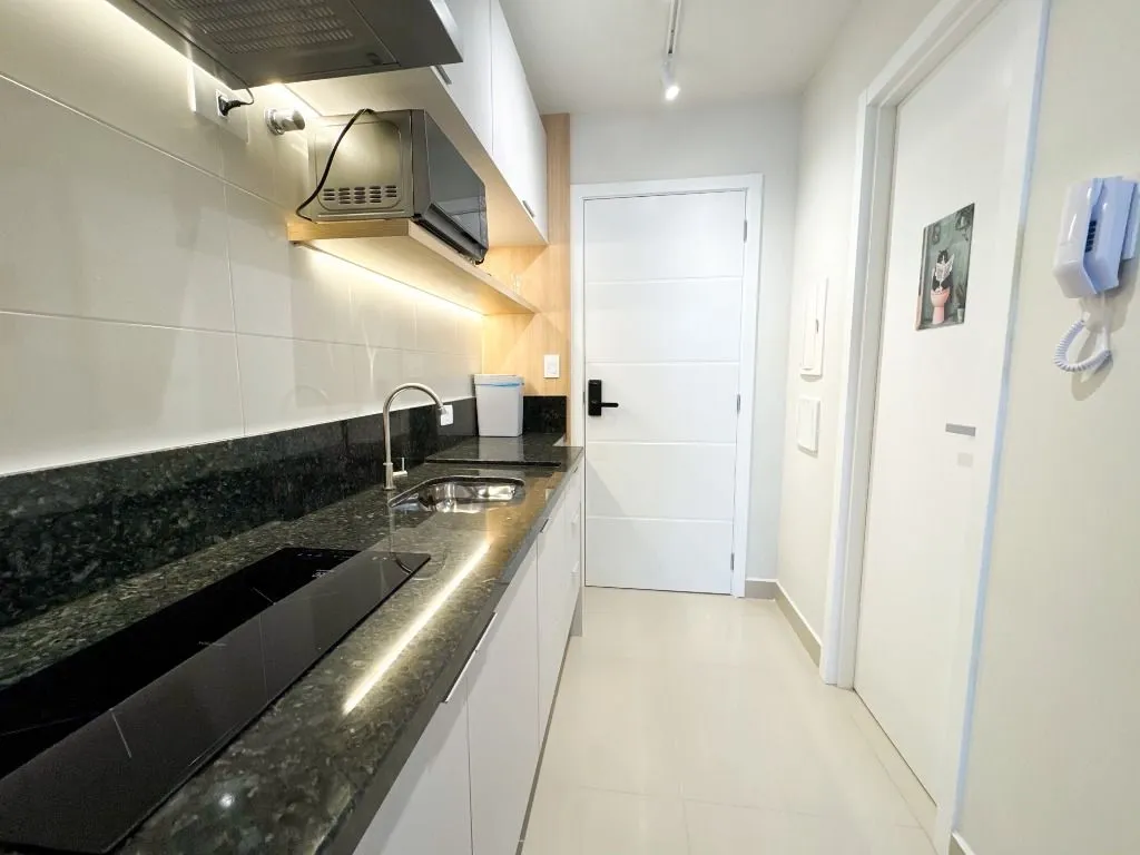 Меблированная студия с 1 спальней и 28 м² — photo 15
