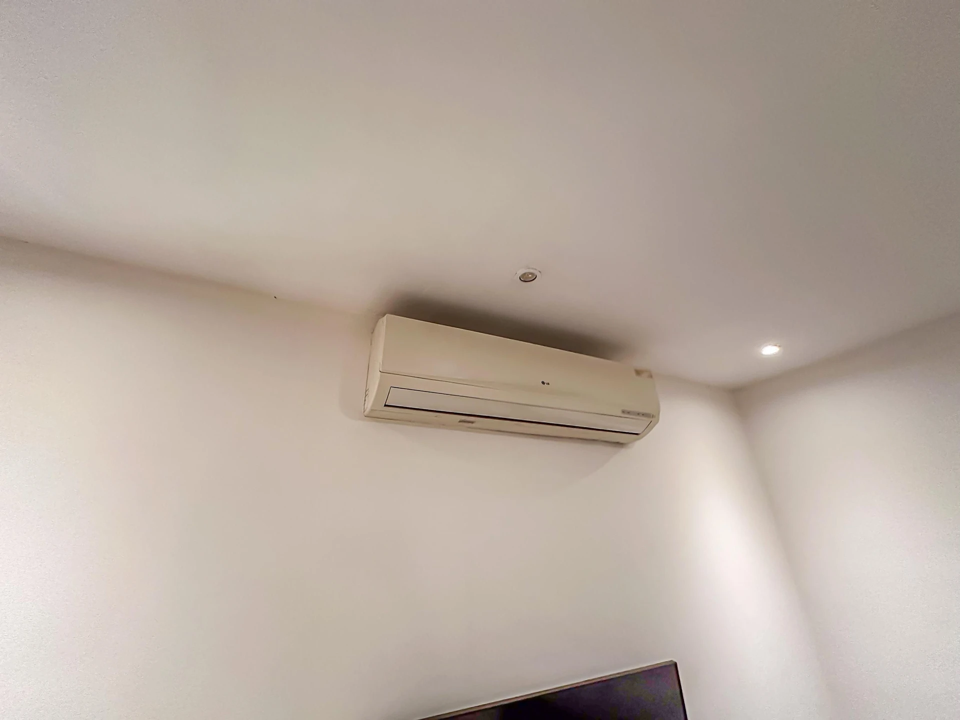 Furnished house with 3 bedrooms and a washing machine — photo 50
