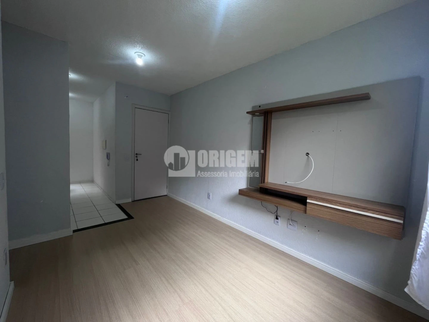 2-bedroom apartment with wood or laminate floors