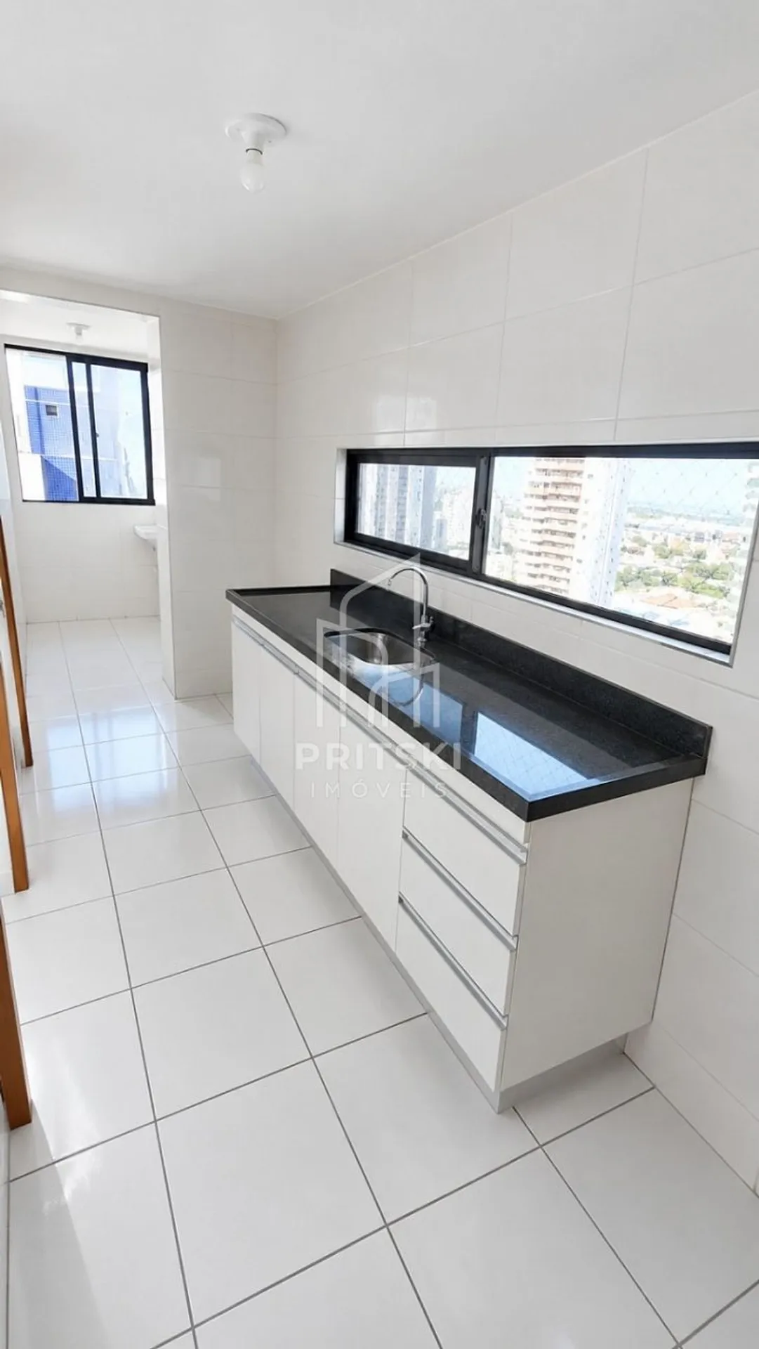 2-bedroom apartment in a building with a sauna — photo 14