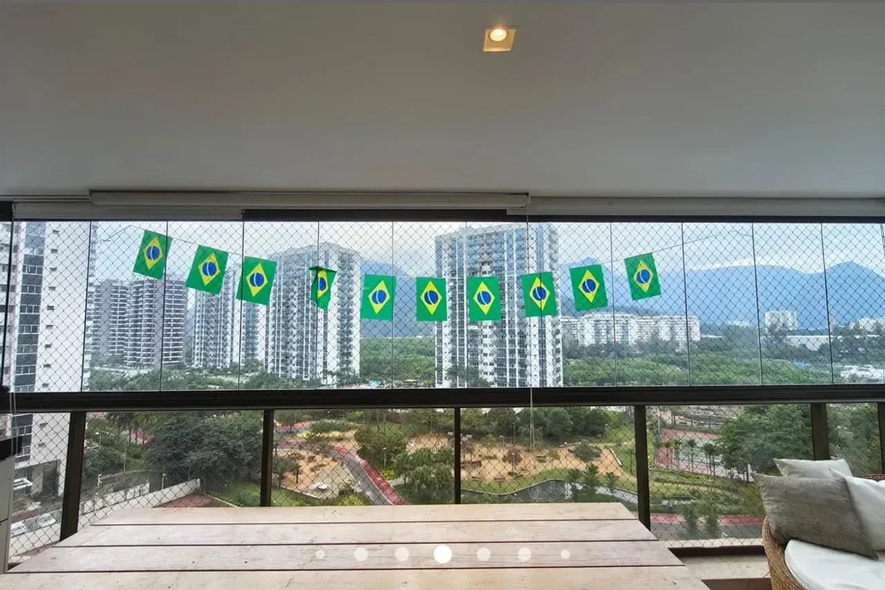 Apartamento amueblado de 4 dormitorios con vistas — photo 28