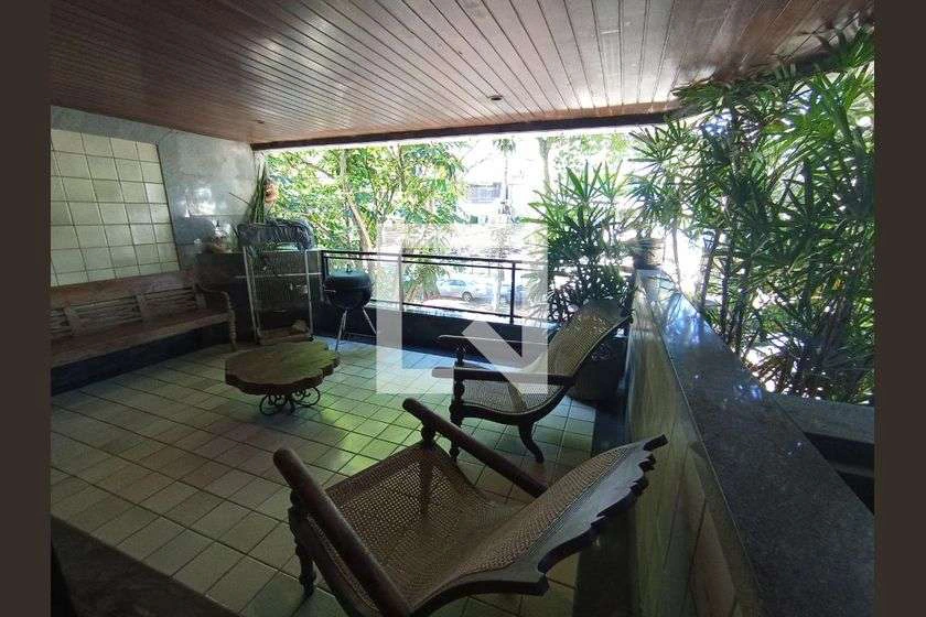3-bedroom apartment with 185 m² and balcony grill — photo 22