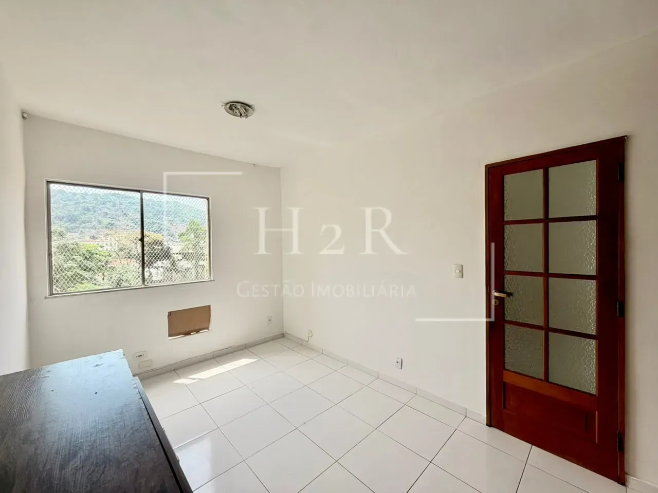 One-bedroom apartment with a mountain view in Rio de Janeiro — photo 8