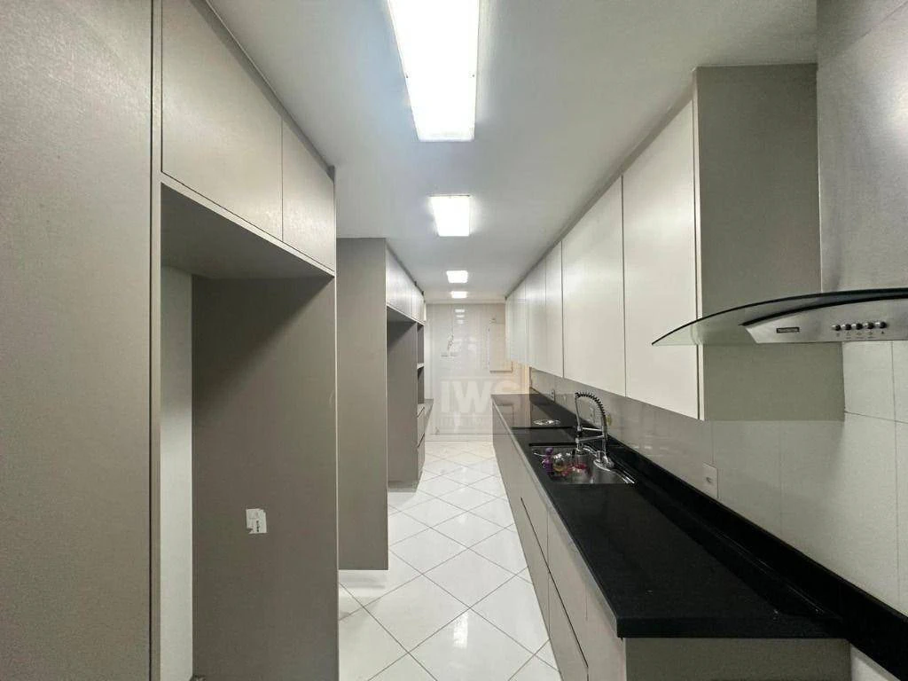 Furnished duplex penthouse with enclosed balcony — photo 11