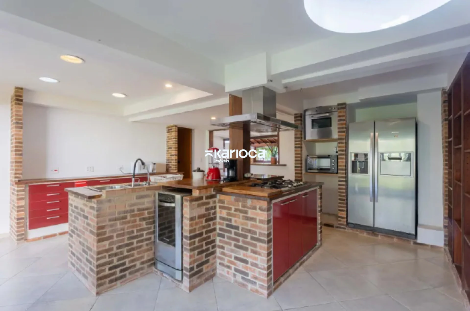 Casa mobiliada com 6 suítes e 480 m², sem vaga — photo 2