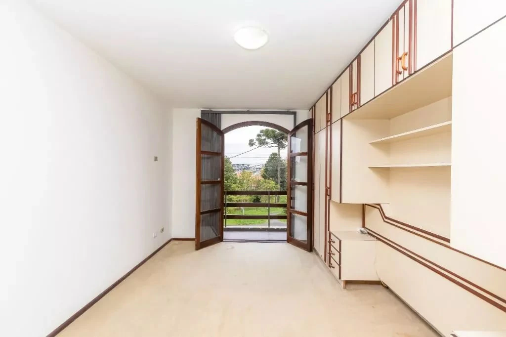Two-story house with 3 bedrooms and 173 m², 2 parking — photo 13