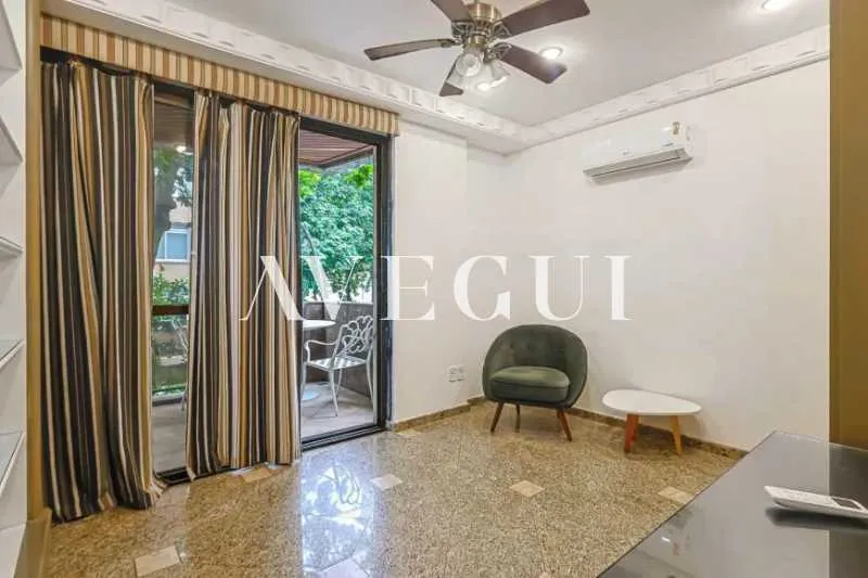 Renovated apartment with balcony, 120 m² and 2 bedrooms — photo 9