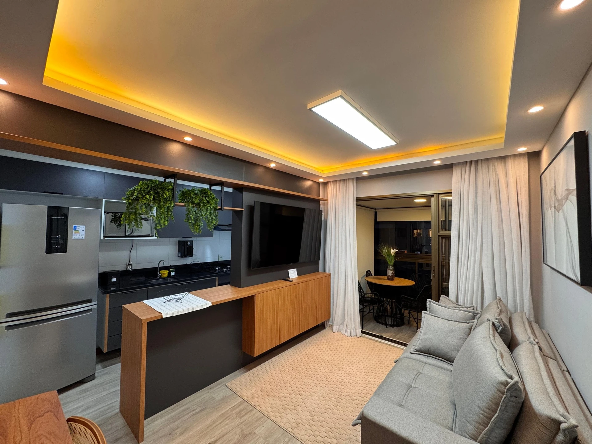 2 quartos e varanda envidraçada: apartamento de 65 m² — photo 3
