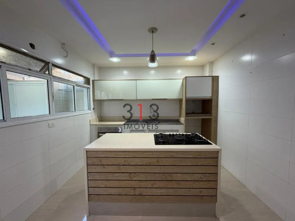 Casa de 198 m² com varanda gourmet e espaço de home office — photo 9