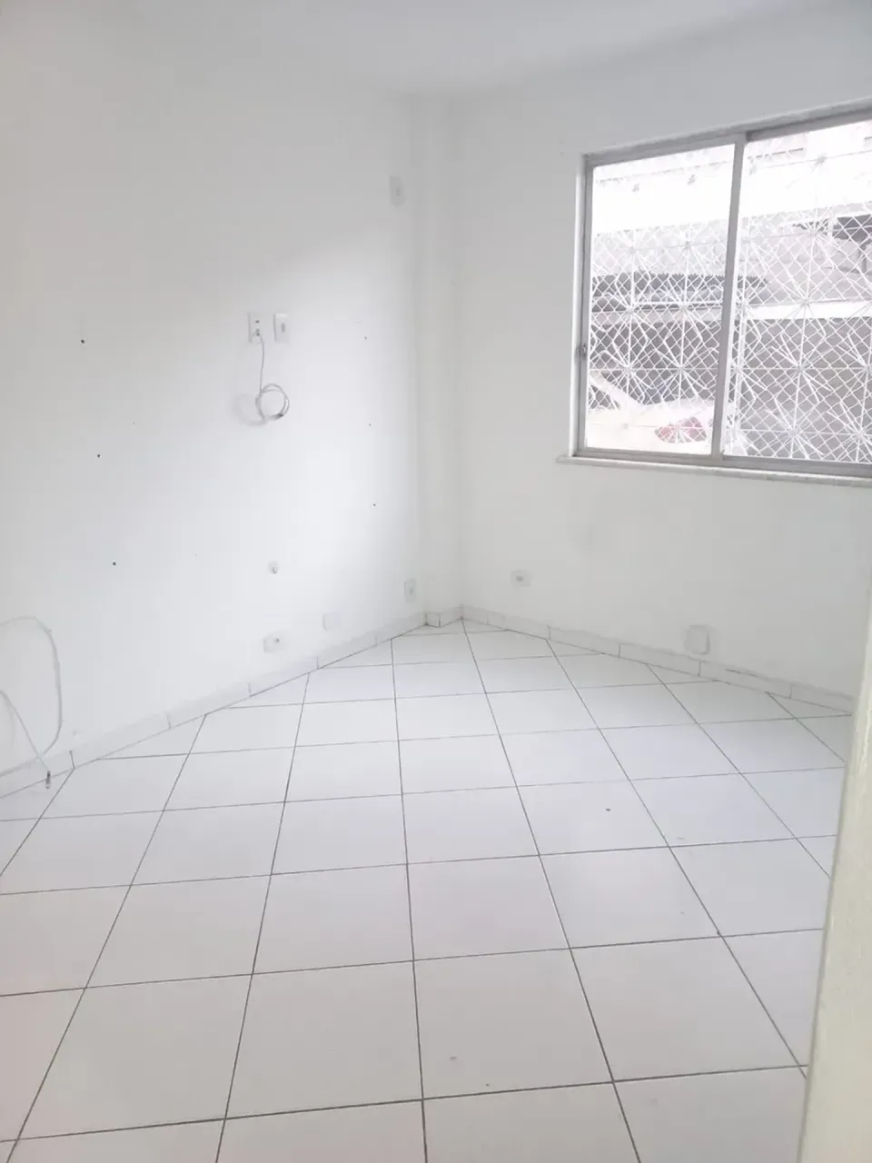 2-bedroom unfurnished apartment with 55 m² and laundry area — photo 2