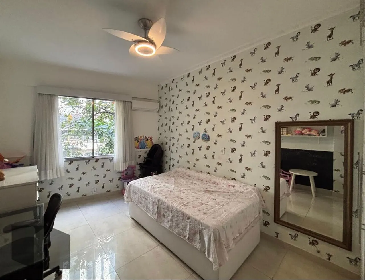 Furnished 3-bedroom apartment with open-plan kitchen — photo 12