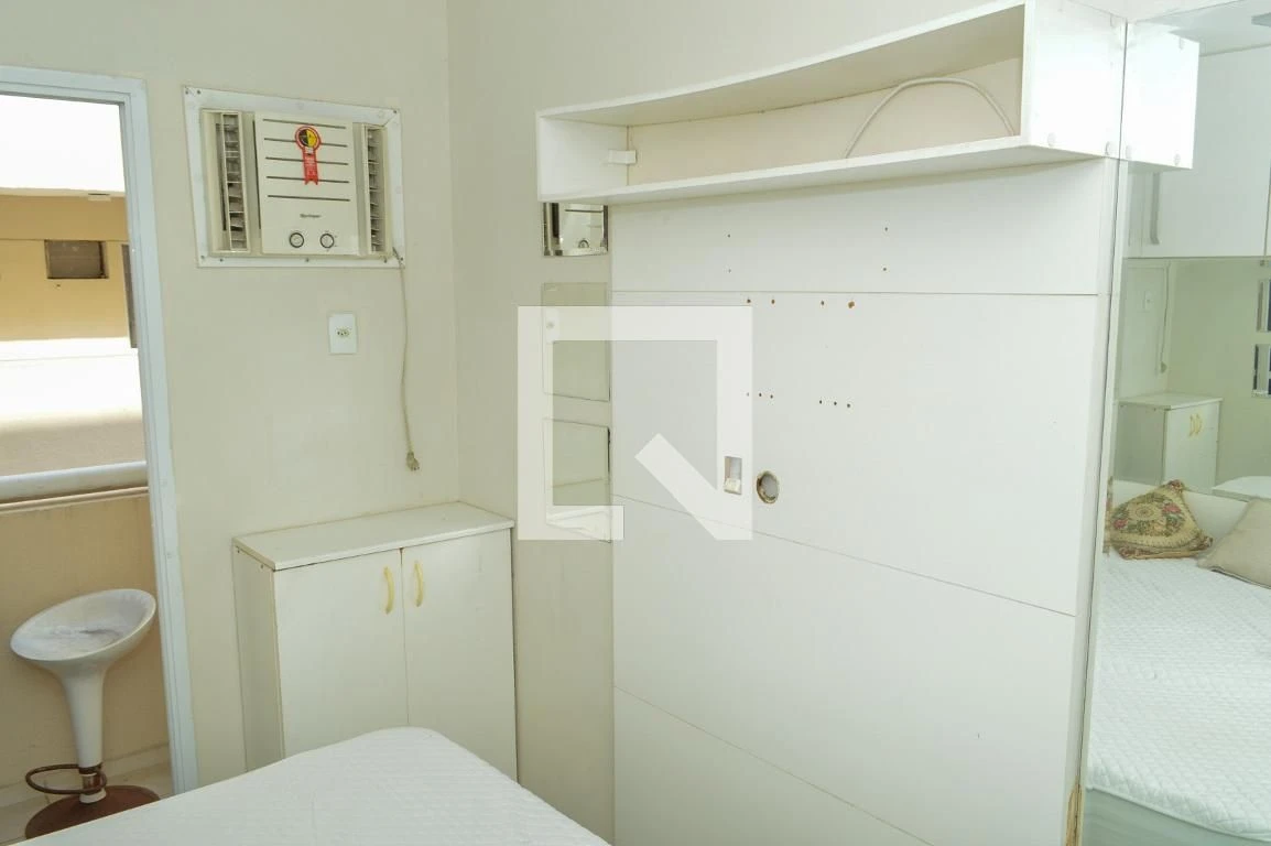 Floor-to-ceiling windows in a 2-bedroom apartment, 60 m² — photo 16