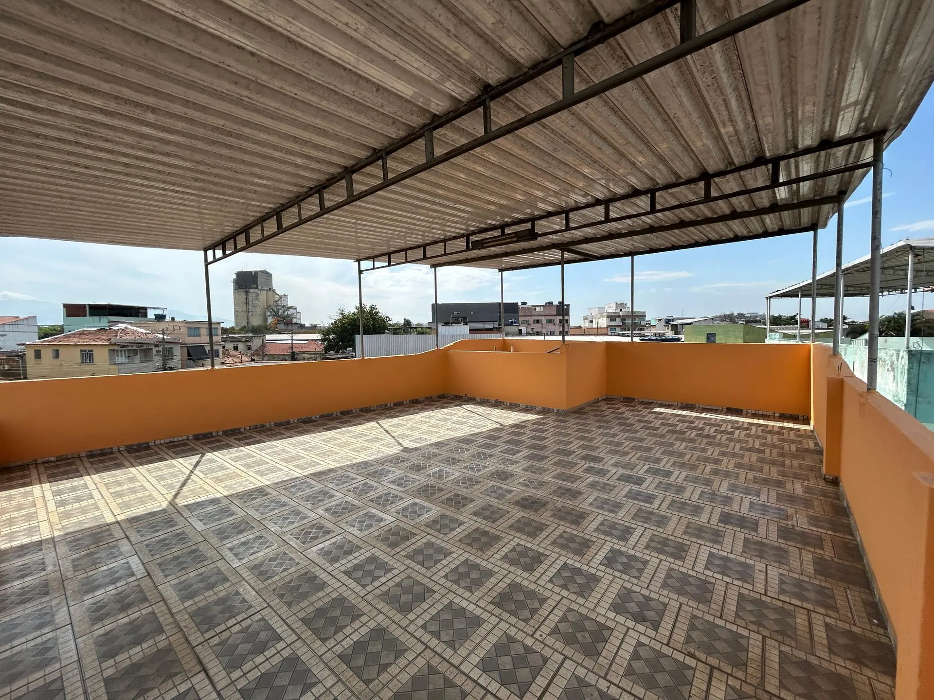 House for rent with 2 bedrooms and 2 bathrooms — photo 18