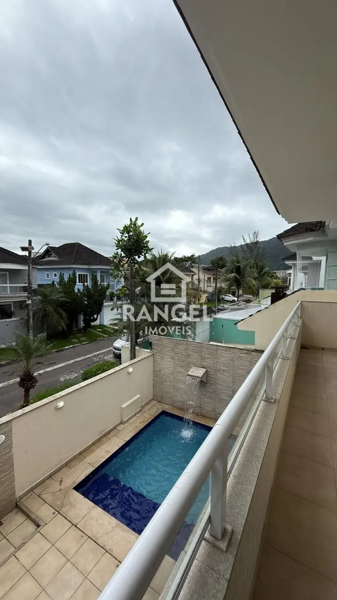 House, 412 m², with a private pool — photo 25