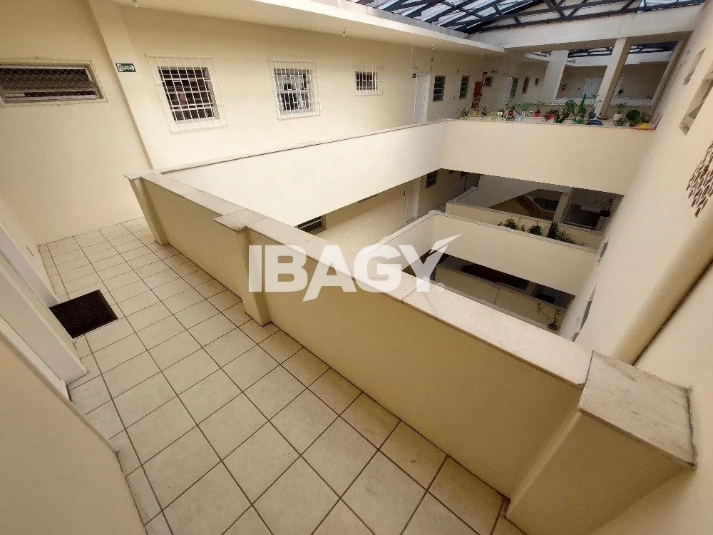59 m² apartment with 2 bedrooms, 1 bath and parking — photo 16