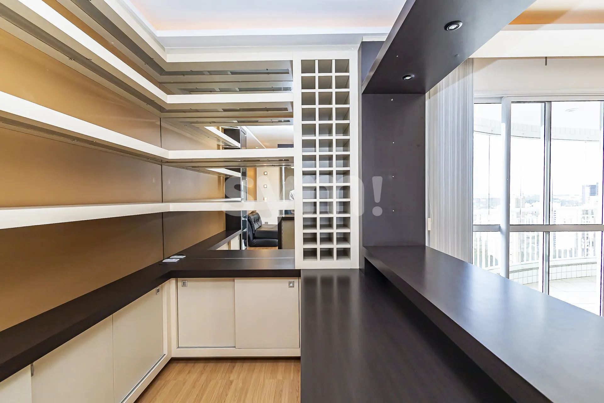 3-bedroom apartment with private BBQ on balcony — photo 19