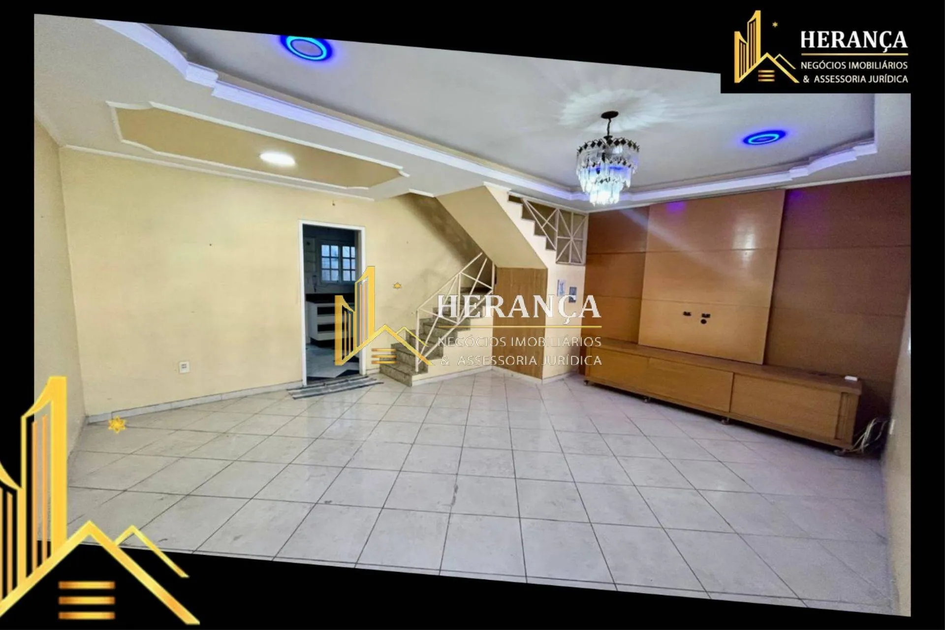 4-bedroom house, 1 with its own bathroom, 280 m²