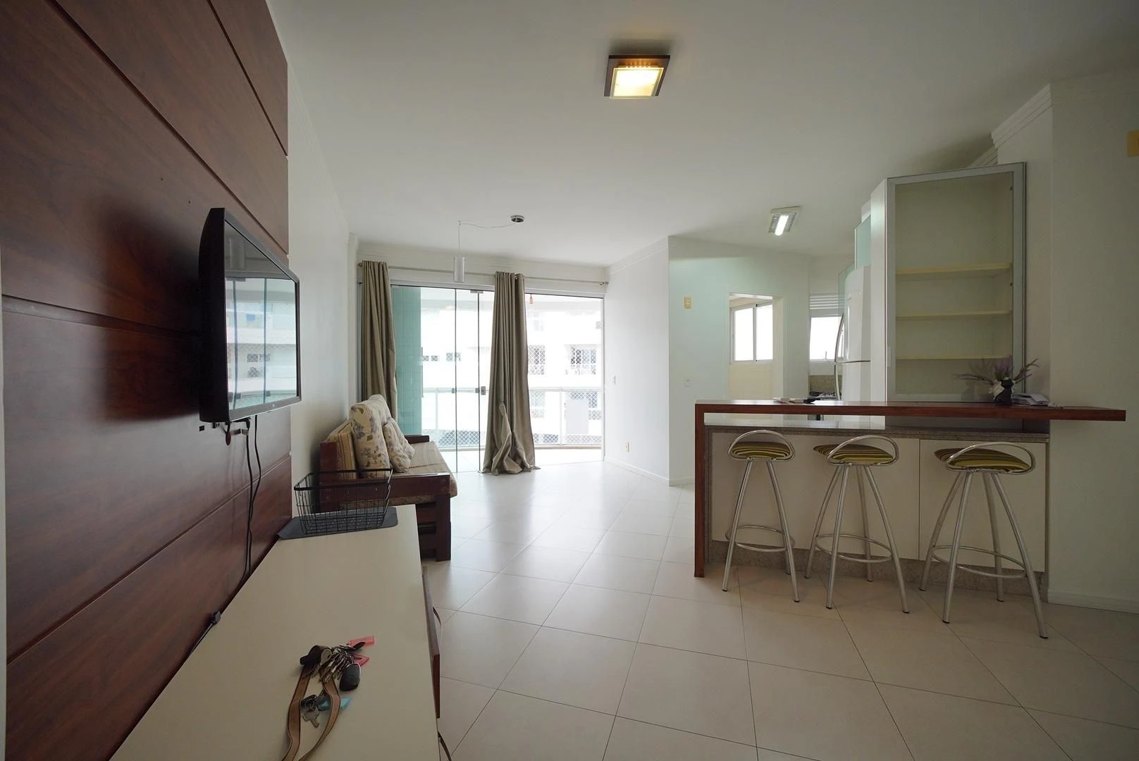 Furnished 2-bedroom apartment with one en-suite