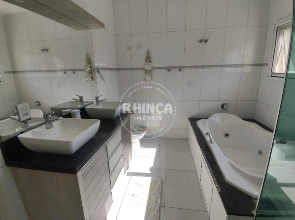 Furnished house with open-plan kitchen and 4 bedrooms — photo 18