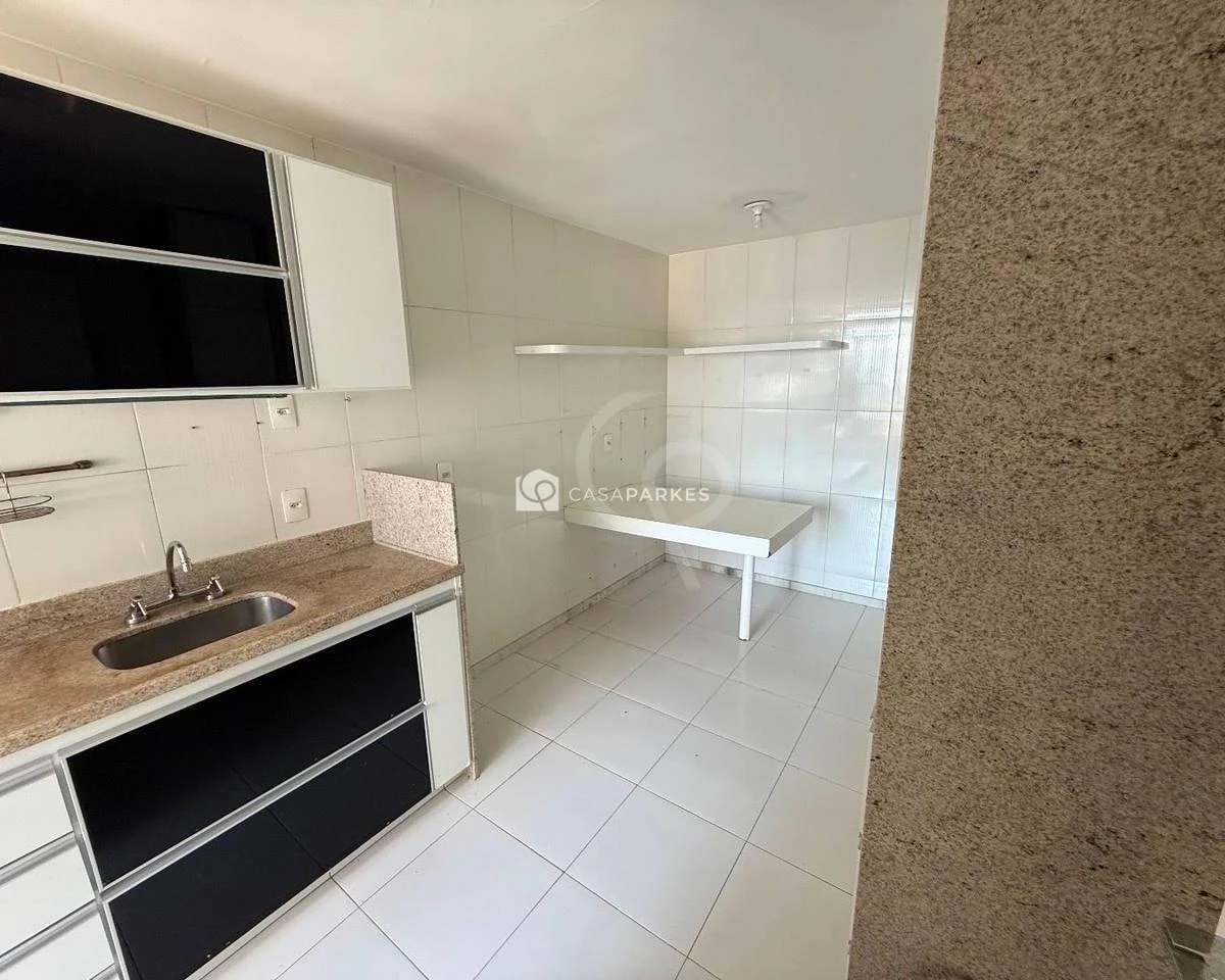 1-bedroom apartment with 2 bathrooms and balcony — photo 22