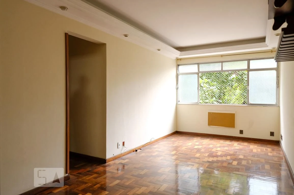 Apartment with 3 bedrooms, 2 bathrooms and 1 parking spot