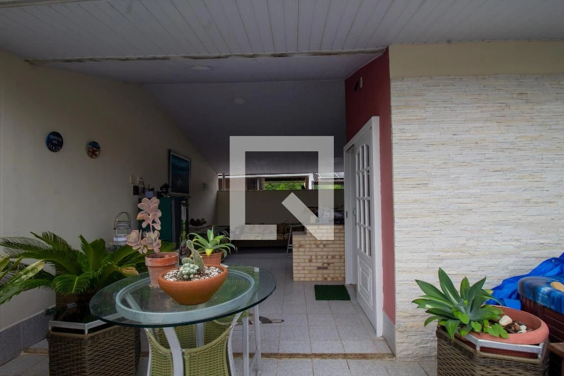 Furnished 3-bedroom house with 6 bathrooms and 3 parking — photo 17