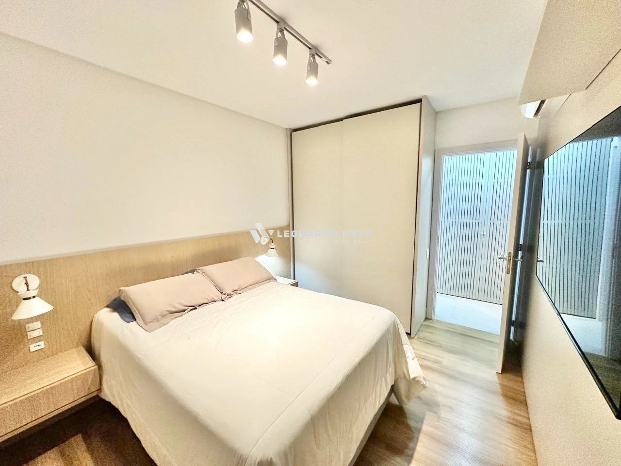 Washing machine in a one-bedroom apartment, 58 m² — photo 5