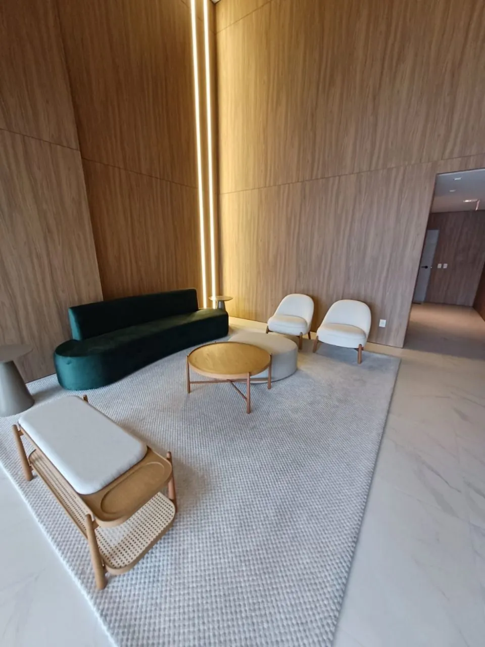 Apartamento com cozinha aberta a gás e 2 quartos