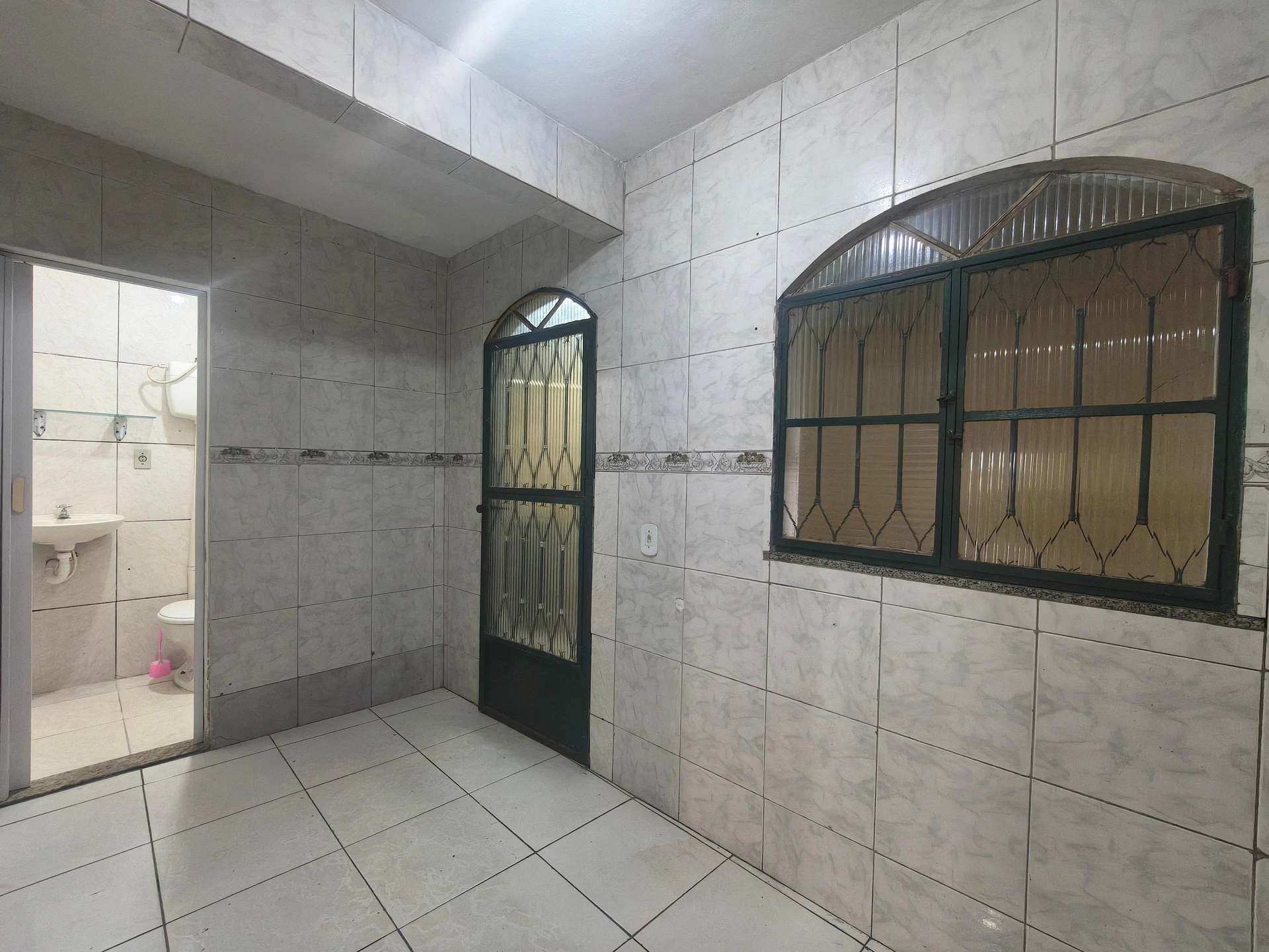 House with 1 bedroom and 1 bathroom and gas kitchen — photo 15
