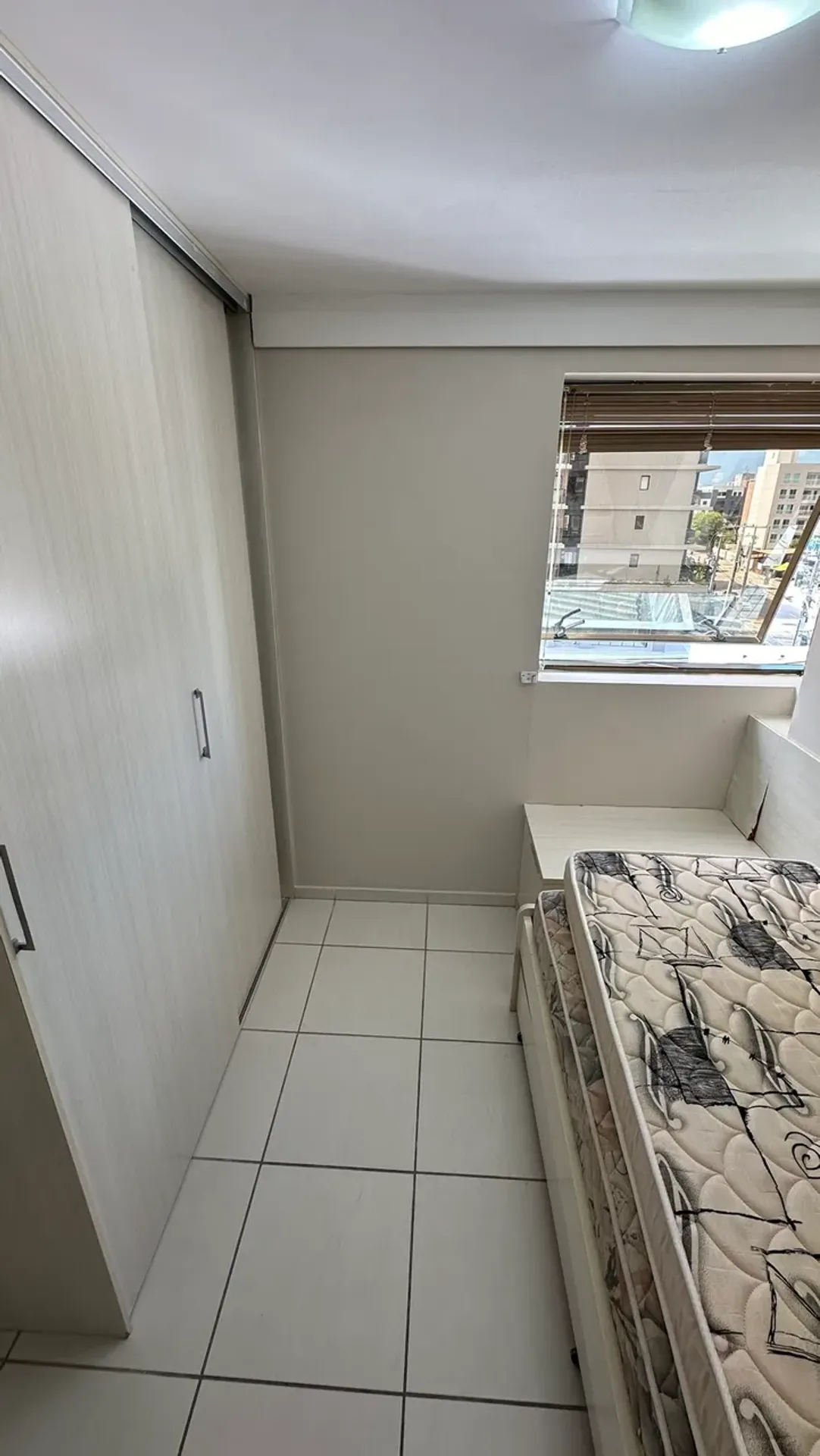 2-bedroom apartment in a building with a pool — photo 20