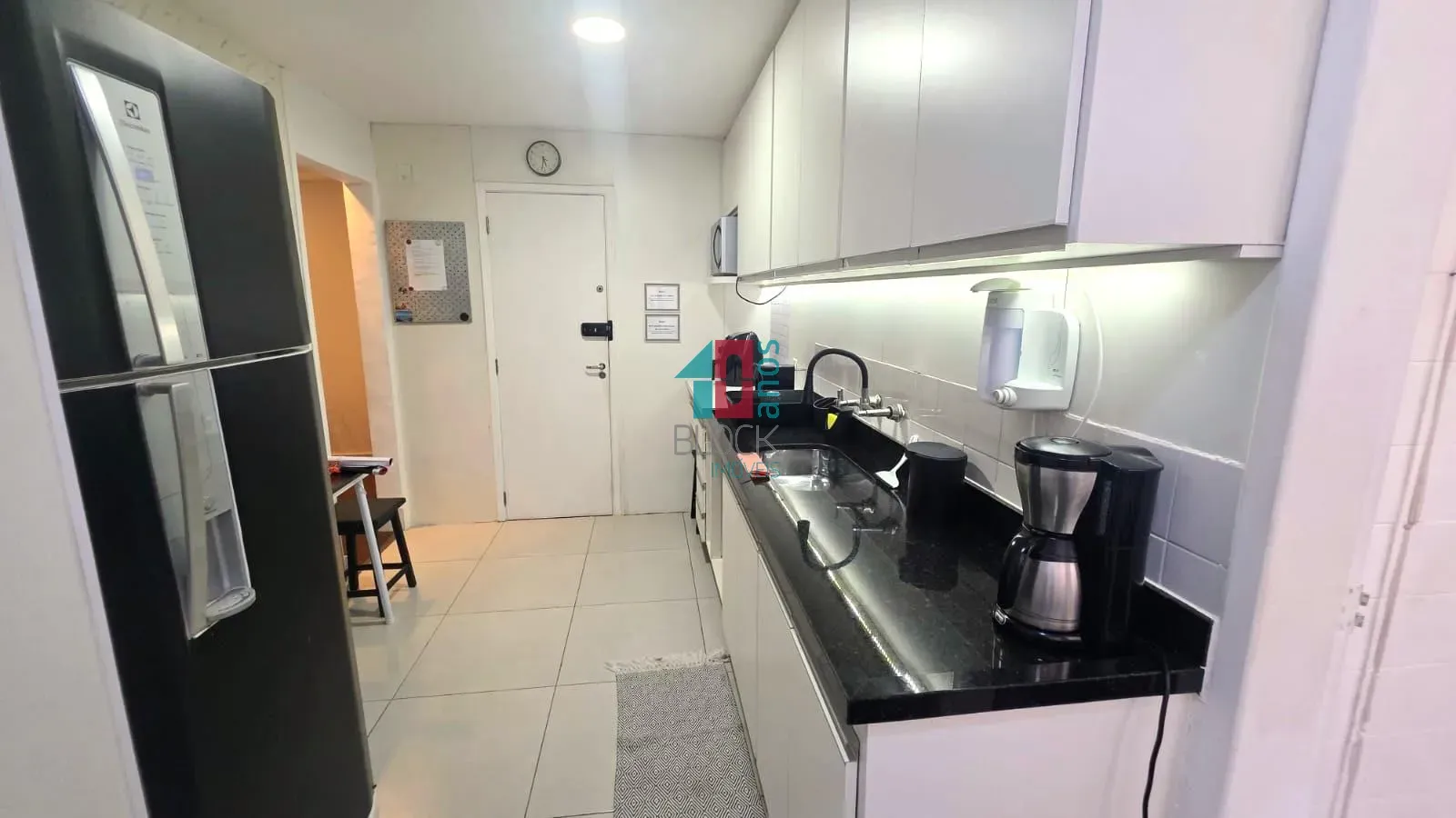 Furnished apartment, 131 m², with a washing machine — photo 5