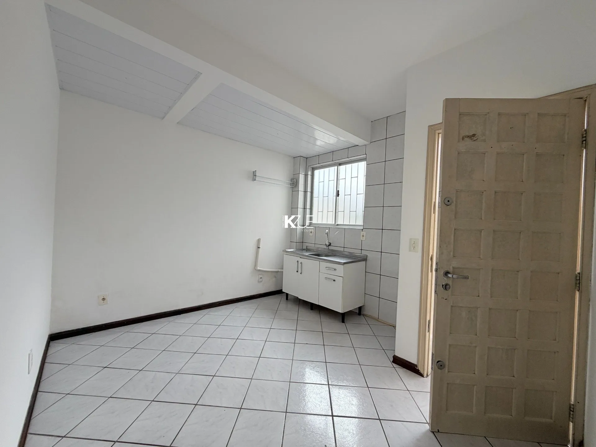 One-bedroom, 38 m² apartment in Florianópolis — photo 7