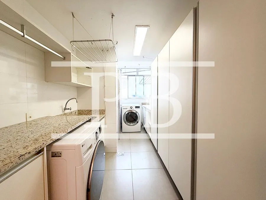 Apartamento com 4 quartos e escritório — photo 37