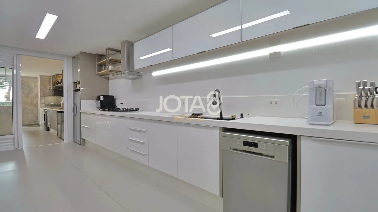 Apartamento de 462 m² com 4 suítes e 4 vagas — photo 11