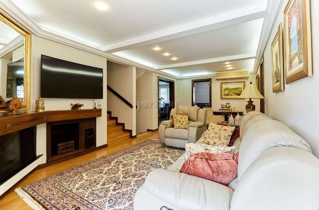 4-bedroom house with 269 m² and 12 parking spaces