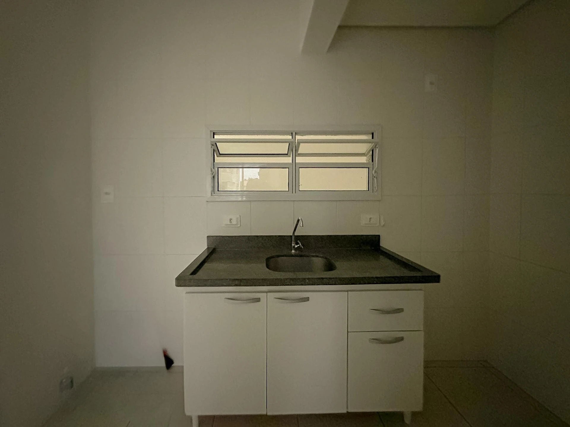 Квартира с 1 спальней, 1 местом и балконом — photo 9