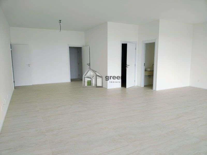 4-suite apartment with 268 m² and 3 parking spaces — photo 15